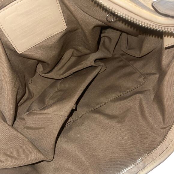 Coach Vintage Y2K Hobo Shoulder Handbag Moon Shaped Ivory Pebble Leather K0751 - Picture 3 of 7